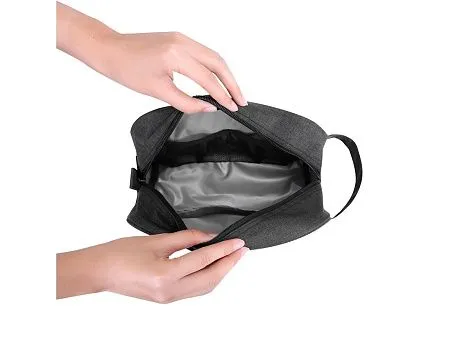 Дорожный несессер District