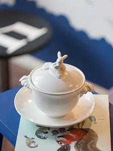 Бульонница "Кролик - Везунчик" с тарелкой, 425 мл, Белый