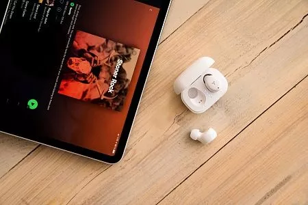 Беспроводные наушники ACCESSTYLE FLAME TWS, белые                                  