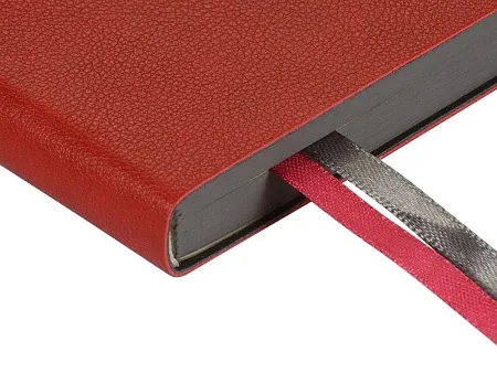 Ежедневник А5 датированный Boston на 2026 год