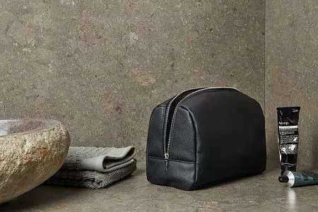 Косметичка VINGA Bermond из переработанного полиуретана RCS