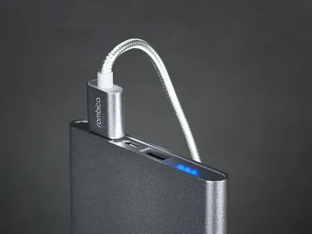 Внешний аккумулятор NEO AX70S, 7000mAh