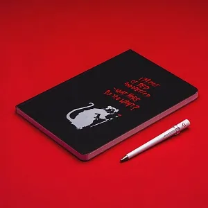 Набор Pininfarina Banksy Крыса: вечная ручка Primina и блокнот линованный из каменной бумаги, А5