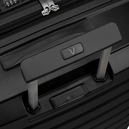 Чемодан Butterfly L, черный