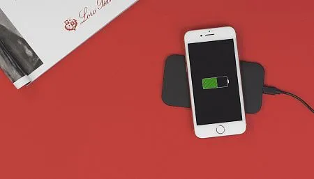 Настольное беспроводное зарядное устройство "Slim SOFTTOUCH"