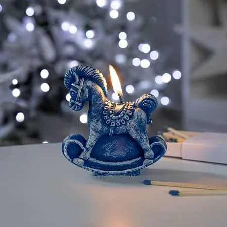 Свеча фигурная «Лошадка-качалка», синяя