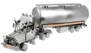 Грузовик большой партии Фигурки из металла HINZ & KUNST