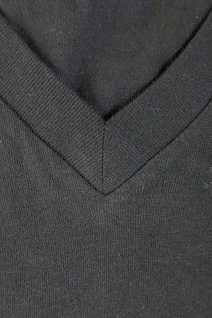 Футболка мужская MASTER 150 с глубоким V-обр. вырезом, черная