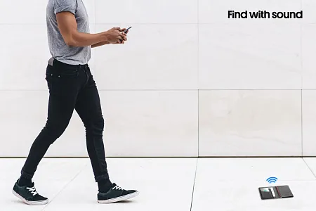 Обложка для паспорта Travelfinder с технологией Find My