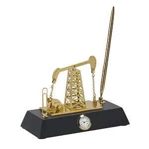 Подставка с часами "Нефтяная качалка"