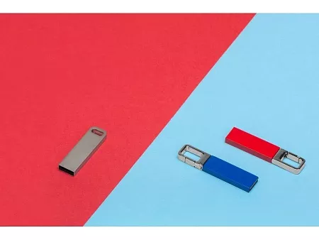 USB-флешка на 16 Гб Fero с мини-чипом