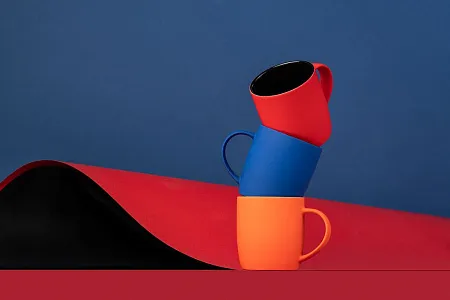 Кружка Surprise Touch Black c покрытием софт-тач, синяя