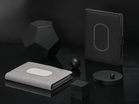 Органайзер с беспроводной зарядкой Powernote, 5000 mAh