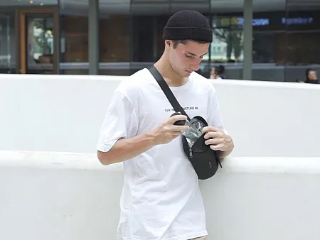 Антикражная сумка-слинг Clickpack