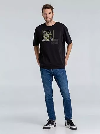 Футболка оверсайз «He is So Pretty. Нептун», белая