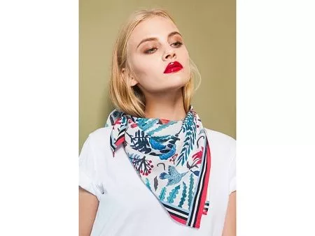 Платок Голубые розы