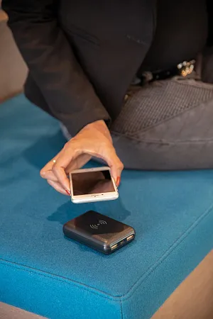 Карманный беспроводной внешний аккумулятор на 5 000 мАч, 5W, черный