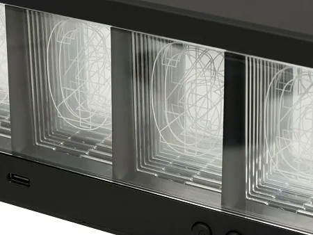 Часы с LED-подсветкой и беспроводной зарядкой Cyber, 10 Вт