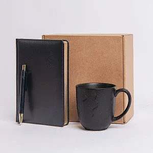 Набор подарочный DARKGOLD: кружка, ручка, бизнес-блокнот, коробка со стружкой