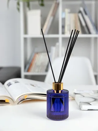 Набор Fragnola, пряная древесина и кардамон, темно-синий