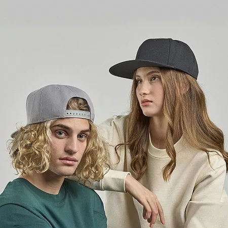 Бейсболка "SNAP BACK-S", 6 клиньев, пластиковая застежка