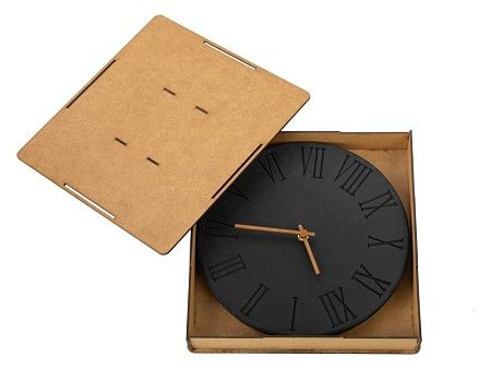 Часы деревянные Лиара