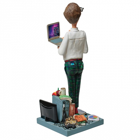 Скульптура "Компьютерный эксперт"