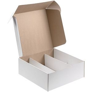 Коробка для пледа и бокалов